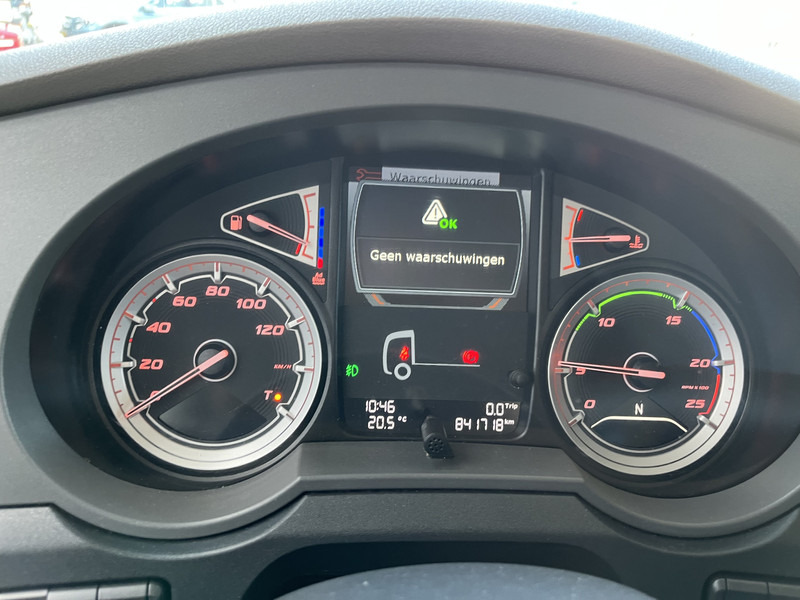 DAF XF 480 FT SSC / 841 dkm / New Tacho / 2 Tanks / Stand Airco / APK TUV 02-26 - Sattelzugmaschine: das Bild 4 DAF XF 480 FT SSC / 841 dkm / New Tacho / 2 Tanks / Stand Airco / APK TUV 02-26 - Sattelzugmaschine: das Bild 4