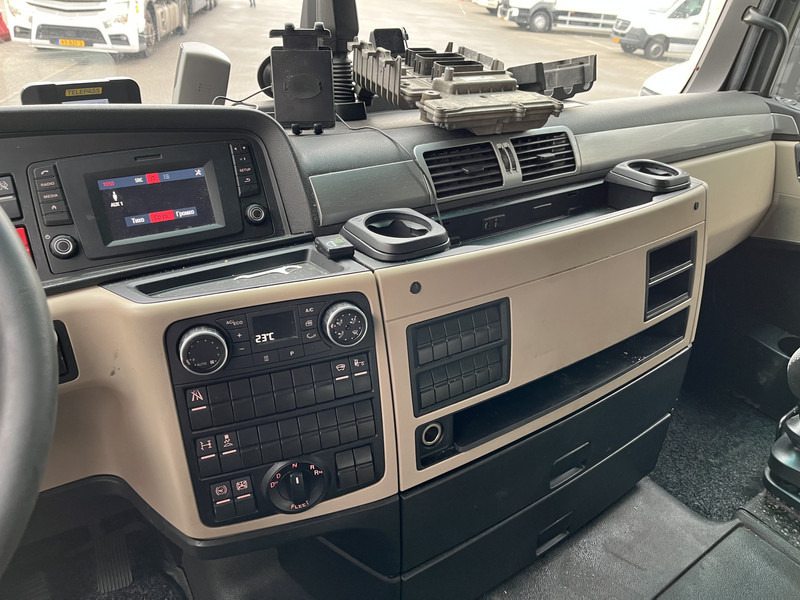 MAN TGX 18.460 XXL / Motor Defect -> Not Running / Retarder / 645 dkm / 2 Tanks - Sattelzugmaschine: das Bild 5 MAN TGX 18.460 XXL / Motor Defect -> Not Running / Retarder / 645 dkm / 2 Tanks - Sattelzugmaschine: das Bild 5