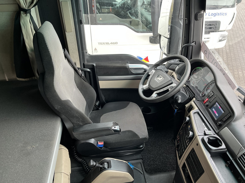 MAN TGX 18.460 XXL / Motor Defect -> Not Running / Retarder / 645 dkm / 2 Tanks - Sattelzugmaschine: das Bild 3 MAN TGX 18.460 XXL / Motor Defect -> Not Running / Retarder / 645 dkm / 2 Tanks - Sattelzugmaschine: das Bild 3