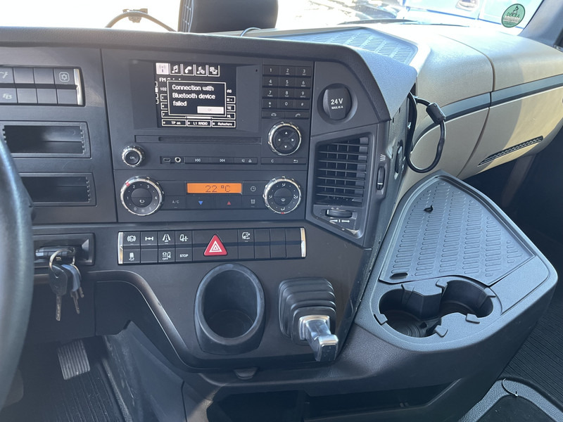 Mercedes-Benz Actros 1842 Streamspace / 873 dkm / 2 Tanks / NL Truck - Sattelzugmaschine: das Bild 5 Mercedes-Benz Actros 1842 Streamspace / 873 dkm / 2 Tanks / NL Truck - Sattelzugmaschine: das Bild 5