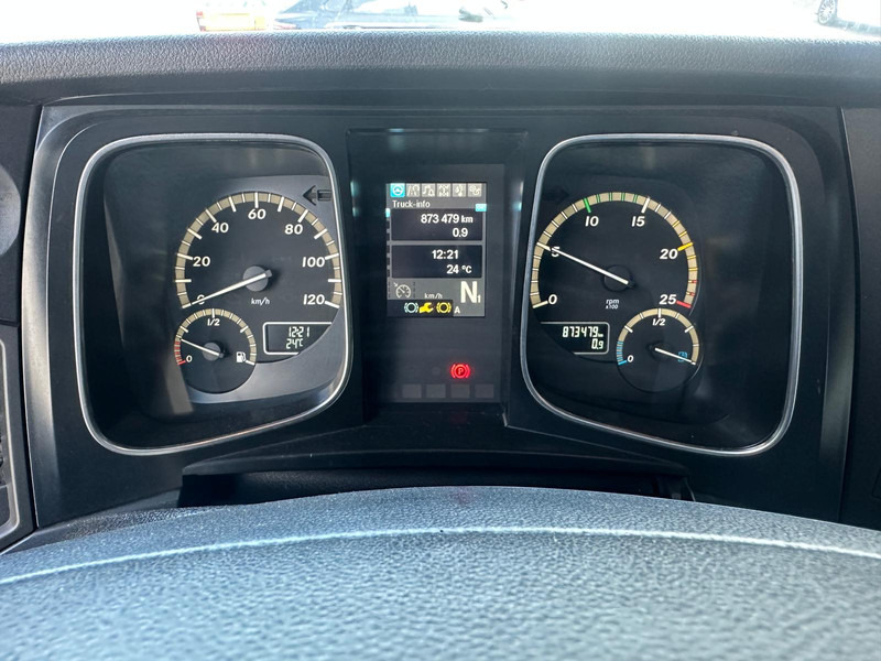 Mercedes-Benz Actros 1842 Streamspace / 873 dkm / 2 Tanks / NL Truck - Sattelzugmaschine: das Bild 4 Mercedes-Benz Actros 1842 Streamspace / 873 dkm / 2 Tanks / NL Truck - Sattelzugmaschine: das Bild 4