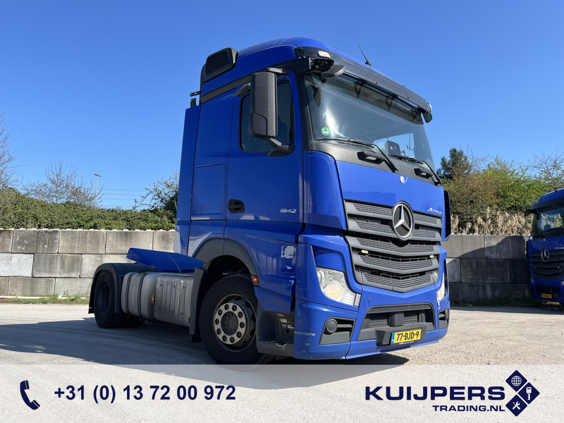 Mercedes-Benz Actros 1842 Streamspace / 945 dkm / 2 Tanks / NL Truck - Sattelzugmaschine: das Bild 1 Mercedes-Benz Actros 1842 Streamspace / 945 dkm / 2 Tanks / NL Truck - Sattelzugmaschine: das Bild 1