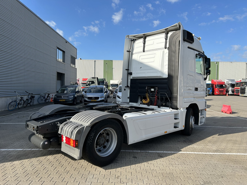 Mercedes-Benz Actros 1844 LS V6 MP3 / MegaSpace / 698 dkm / 2 Tanks / APK TUV 06-26 - Sattelzugmaschine: das Bild 2 Mercedes-Benz Actros 1844 LS V6 MP3 / MegaSpace / 698 dkm / 2 Tanks / APK TUV 06-26 - Sattelzugmaschine: das Bild 2