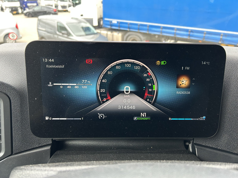 Mercedes-Benz Actros 1845 Gigaspace / 314 dkm / Tacho V2 / Blower / Stand Airco / APK 04-26 - Sattelzugmaschine: das Bild 4 Mercedes-Benz Actros 1845 Gigaspace / 314 dkm / Tacho V2 / Blower / Stand Airco / APK 04-26 - Sattelzugmaschine: das Bild 4