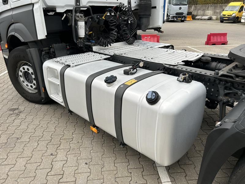 Leasing für Mercedes-Benz Actros 1845 Gigaspace / Tacho V2 / Blower - PTO / Stand Airco / APK 04-26 Mercedes-Benz Actros 1845 Gigaspace / Tacho V2 / Blower - PTO / Stand Airco / APK 04-26: das Bild 15 Leasing für Mercedes-Benz Actros 1845 Gigaspace / Tacho V2 / Blower - PTO / Stand Airco / APK 04-26 Mercedes-Benz Actros 1845 Gigaspace / Tacho V2 / Blower - PTO / Stand Airco / APK 04-26: das Bild 15