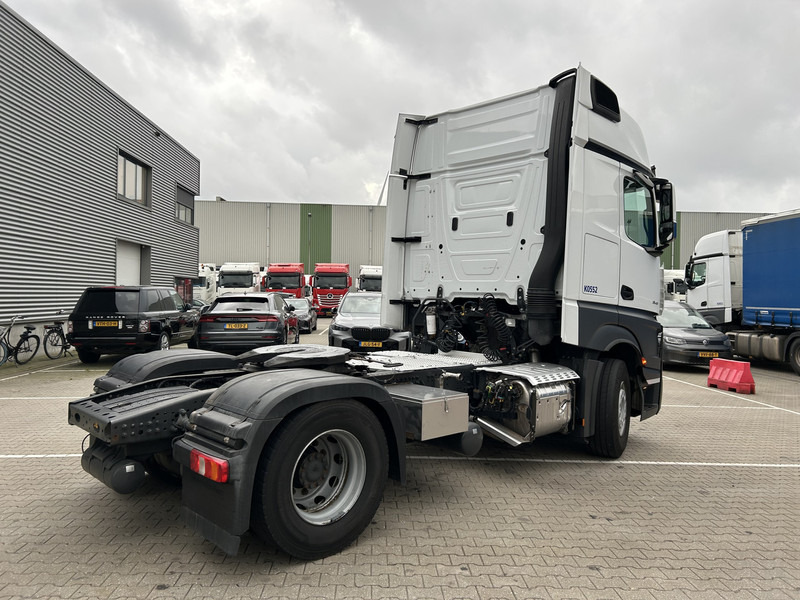 Mercedes-Benz Actros 1845 Gigaspace / Tacho V2 / Blower - PTO / Stand Airco / APK 04-26 - Sattelzugmaschine: das Bild 2 Mercedes-Benz Actros 1845 Gigaspace / Tacho V2 / Blower - PTO / Stand Airco / APK 04-26 - Sattelzugmaschine: das Bild 2