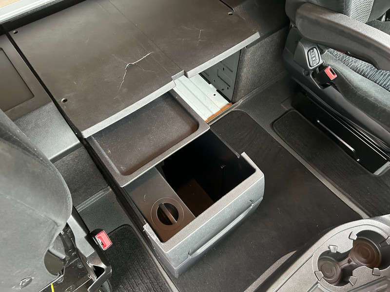 Leasing für Mercedes-Benz Actros 1845 Gigaspace / Tacho V2 / Blower - PTO / Stand Airco / APK 04-26 Mercedes-Benz Actros 1845 Gigaspace / Tacho V2 / Blower - PTO / Stand Airco / APK 04-26: das Bild 8 Leasing für Mercedes-Benz Actros 1845 Gigaspace / Tacho V2 / Blower - PTO / Stand Airco / APK 04-26 Mercedes-Benz Actros 1845 Gigaspace / Tacho V2 / Blower - PTO / Stand Airco / APK 04-26: das Bild 8