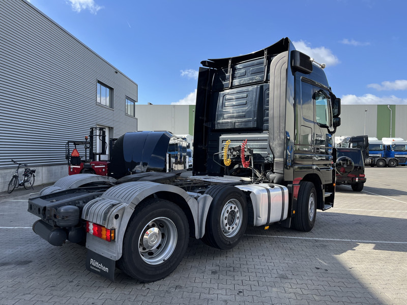Mercedes-Benz Actros 2546 V6 / MP3 F04 Megaspace / 598 dkm / 6x2 Steer + Lift / NL Truck - Sattelzugmaschine: das Bild 2 Mercedes-Benz Actros 2546 V6 / MP3 F04 Megaspace / 598 dkm / 6x2 Steer + Lift / NL Truck - Sattelzugmaschine: das Bild 2