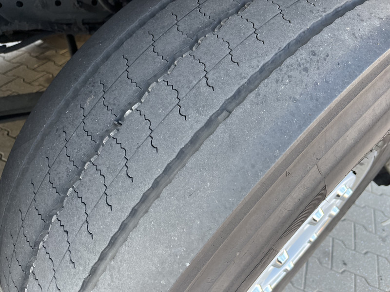 Sattelzugmaschine Mercedes-Benz Actros L 1845 Gigaspace / 2 Tanks / Stand Klima / APK 04-26: das Bild 11
