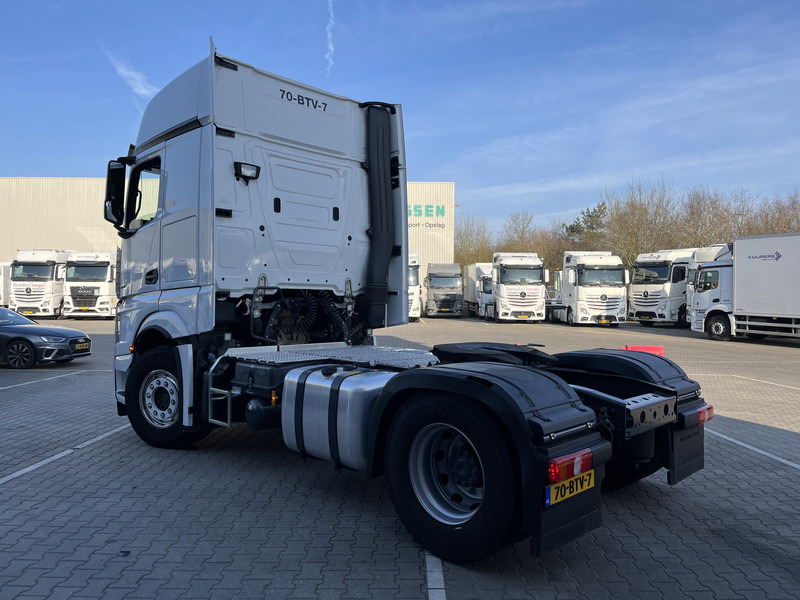 Sattelzugmaschine Mercedes-Benz Actros L 1845 Gigaspace / 2 Tanks / Stand Klima / APK 04-26: das Bild 20