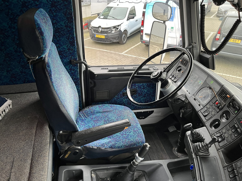 Scania R 143H V8 500 Streamline / V8 Sound / Retarder / Old Skool Classic - Sattelzugmaschine: das Bild 3 Scania R 143H V8 500 Streamline / V8 Sound / Retarder / Old Skool Classic - Sattelzugmaschine: das Bild 3