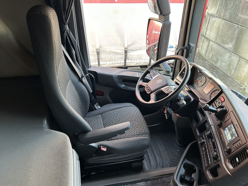 Scania R450 Highline / Retarder / 724 dkm / APK TUV 07-26 - Sattelzugmaschine: das Bild 3 Scania R450 Highline / Retarder / 724 dkm / APK TUV 07-26 - Sattelzugmaschine: das Bild 3
