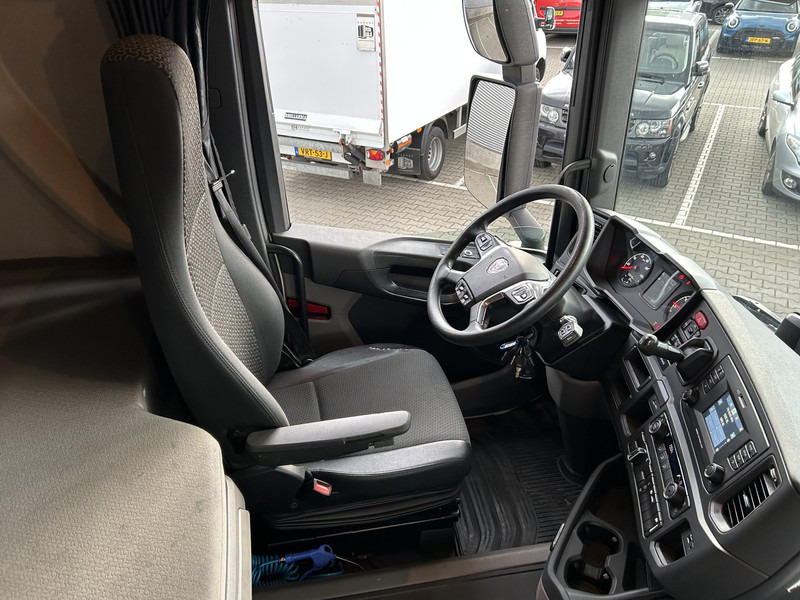 Scania R450 Highline / Retarder / 758 dkm / APK TUV 03-26 - Sattelzugmaschine: das Bild 3 Scania R450 Highline / Retarder / 758 dkm / APK TUV 03-26 - Sattelzugmaschine: das Bild 3