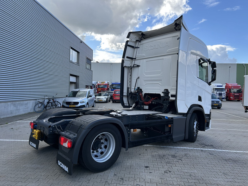 Scania R450 Highline / Retarder / 806 dkm / APK TUV 03-26 - Sattelzugmaschine: das Bild 2 Scania R450 Highline / Retarder / 806 dkm / APK TUV 03-26 - Sattelzugmaschine: das Bild 2