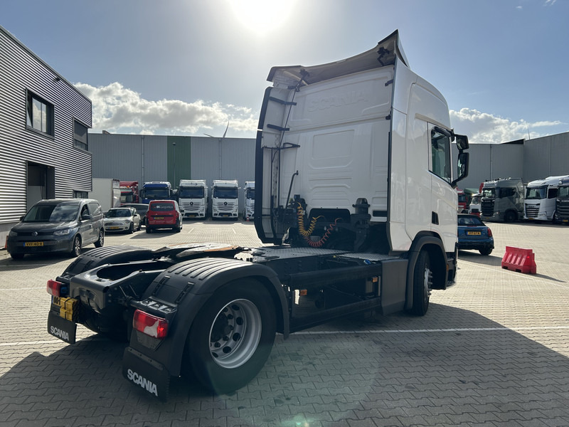 Scania R450 Highline / Retarder / 912 dkm / APK TUV 03-26 - Sattelzugmaschine: das Bild 2 Scania R450 Highline / Retarder / 912 dkm / APK TUV 03-26 - Sattelzugmaschine: das Bild 2