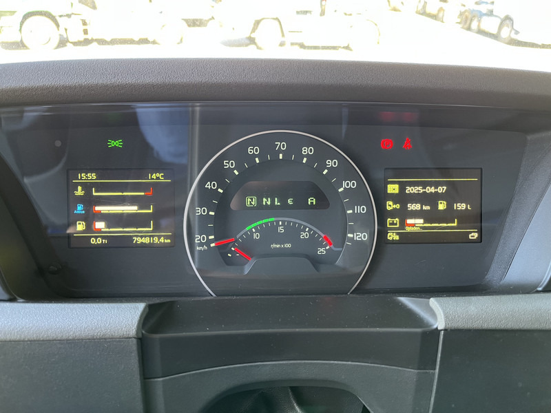 Volvo FH 420 Globetrotter / 794 dkm / 2 Tanks / VEB+ / APK TUV 07-25 - Sattelzugmaschine: das Bild 4 Volvo FH 420 Globetrotter / 794 dkm / 2 Tanks / VEB+ / APK TUV 07-25 - Sattelzugmaschine: das Bild 4