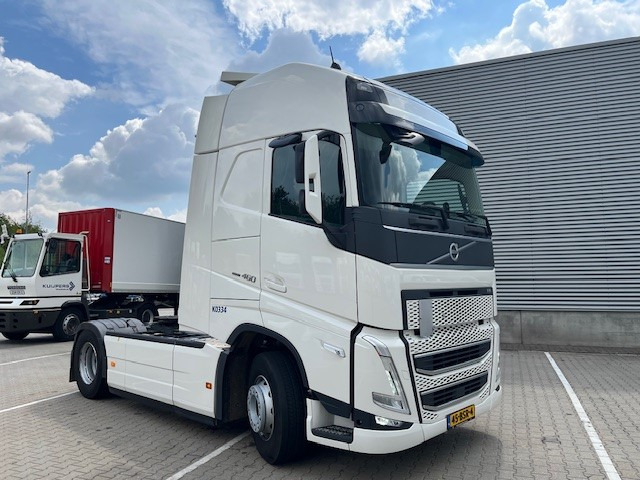 Volvo FH 460 Globetrotter XL / 2 Tanks / APK-TUV 04-26 - Sattelzugmaschine: das Bild 1 Volvo FH 460 Globetrotter XL / 2 Tanks / APK-TUV 04-26 - Sattelzugmaschine: das Bild 1