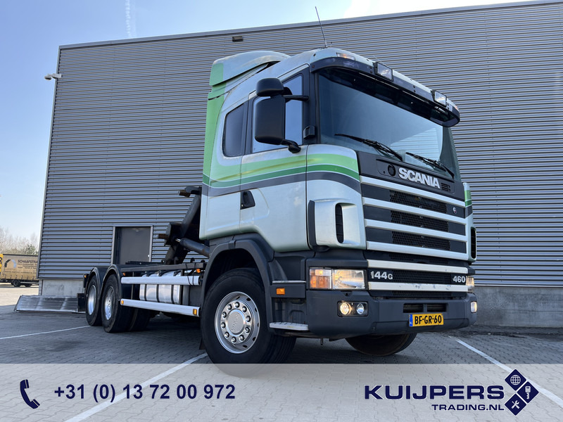 Scania R 144G V8 460 6x2 Boogie / 874 dkm / Blad - Blad / Hook Lift / NL Truck - Abrollkipper: das Bild 1 Scania R 144G V8 460 6x2 Boogie / 874 dkm / Blad - Blad / Hook Lift / NL Truck - Abrollkipper: das Bild 1