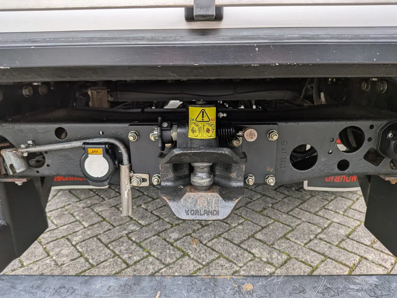 Mercedes-Benz - Feuerwehrfahrzeug: das Bild 5 Mercedes-Benz - Feuerwehrfahrzeug: das Bild 5