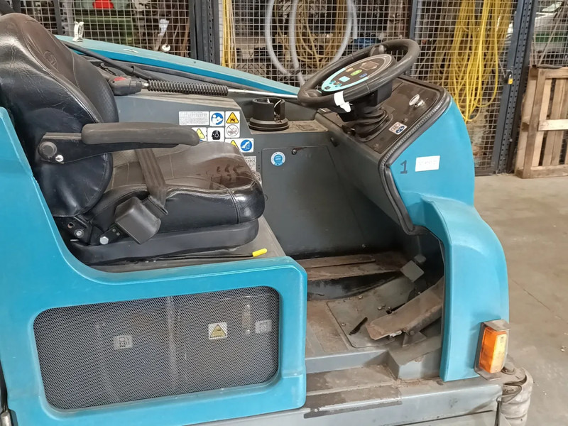 Scrubber Dryer T20 - Scheuersaugmaschine: das Bild 5 Scrubber Dryer T20 - Scheuersaugmaschine: das Bild 5