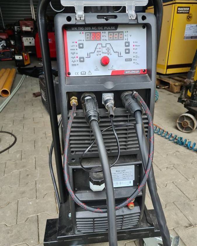 SpawarkaTig WELDKAR WK 320 AC/DC Puls, 320 A - Schweissgeräte: das Bild 2 SpawarkaTig WELDKAR WK 320 AC/DC Puls, 320 A - Schweissgeräte: das Bild 2
