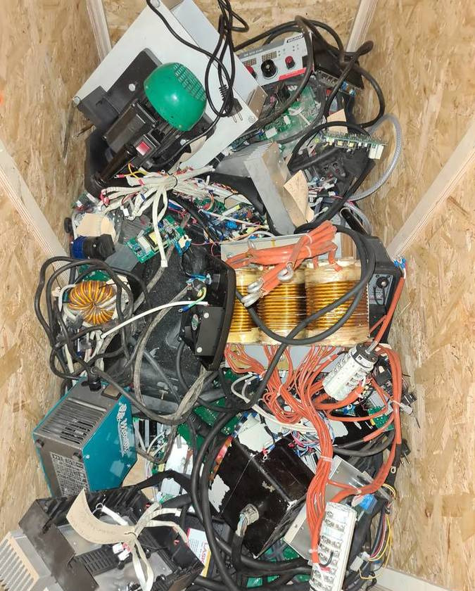 Spawarki invertorowe, używane, uszkodzone - Schweissgeräte: das Bild 5 Spawarki invertorowe, używane, uszkodzone - Schweissgeräte: das Bild 5