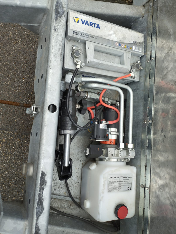 Leasing für VEZEKO 400 x 187 3,5 t Absenkanhänger Huski 40.35 VEZEKO 400 x 187 3,5 t Absenkanhänger Huski 40.35: das Bild 7 Leasing für VEZEKO 400 x 187 3,5 t Absenkanhänger Huski 40.35 VEZEKO 400 x 187 3,5 t Absenkanhänger Huski 40.35: das Bild 7