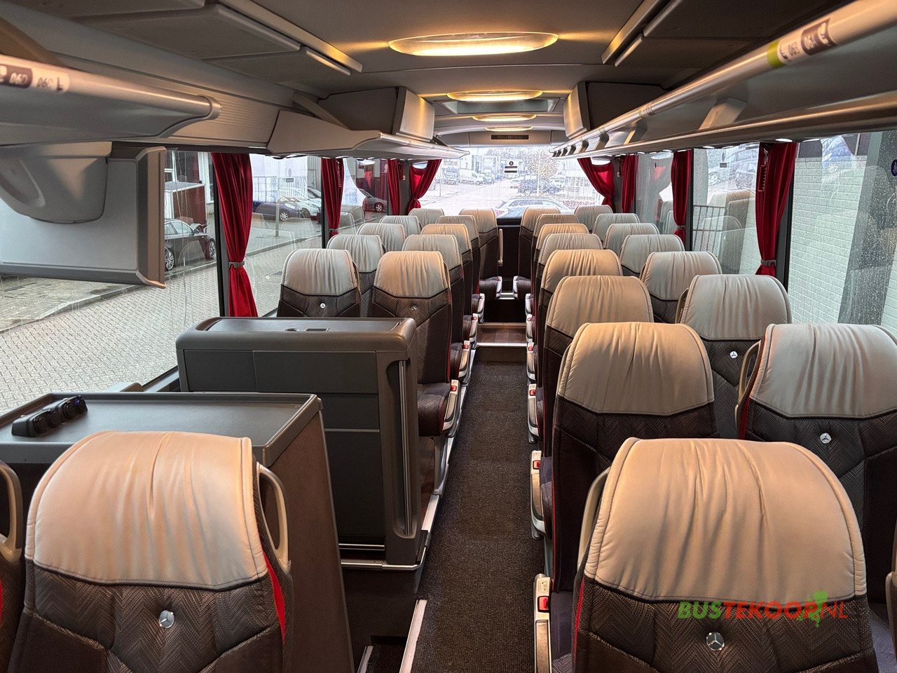 Reisebus Mercedes TOURISMO RHD-M/2A: das Bild 10 Reisebus Mercedes TOURISMO RHD-M/2A: das Bild 10