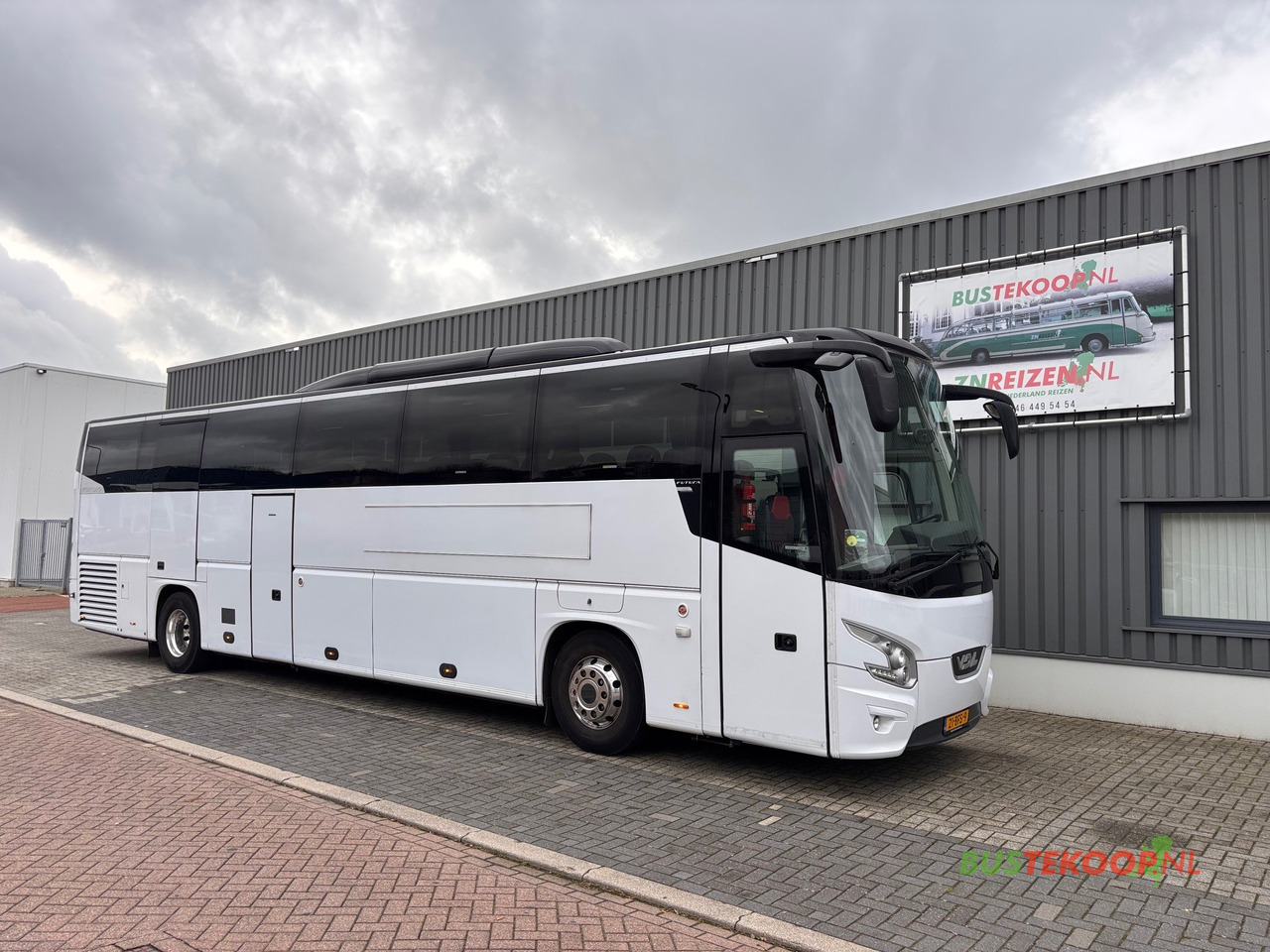 VDL Futura FHD2-129/440 Rolstoelbus - Reisebus: das Bild 1 VDL Futura FHD2-129/440 Rolstoelbus - Reisebus: das Bild 1