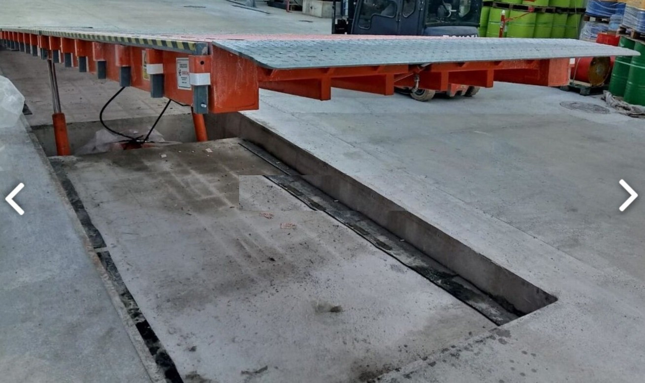 Embeded loading ramp-Buried loading ramp with tilting lip.AZ RAMP-EASY ST-10T - Verladerampe: das Bild 3 Embeded loading ramp-Buried loading ramp with tilting lip.AZ RAMP-EASY ST-10T - Verladerampe: das Bild 3