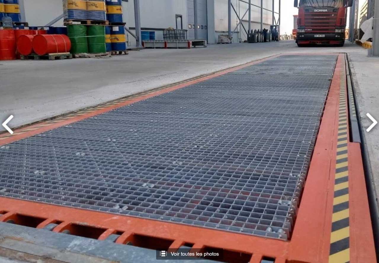 Embeded loading ramp-Buried loading ramp with tilting lip.AZ RAMP-EASY ST-10T - Verladerampe: das Bild 2 Embeded loading ramp-Buried loading ramp with tilting lip.AZ RAMP-EASY ST-10T - Verladerampe: das Bild 2