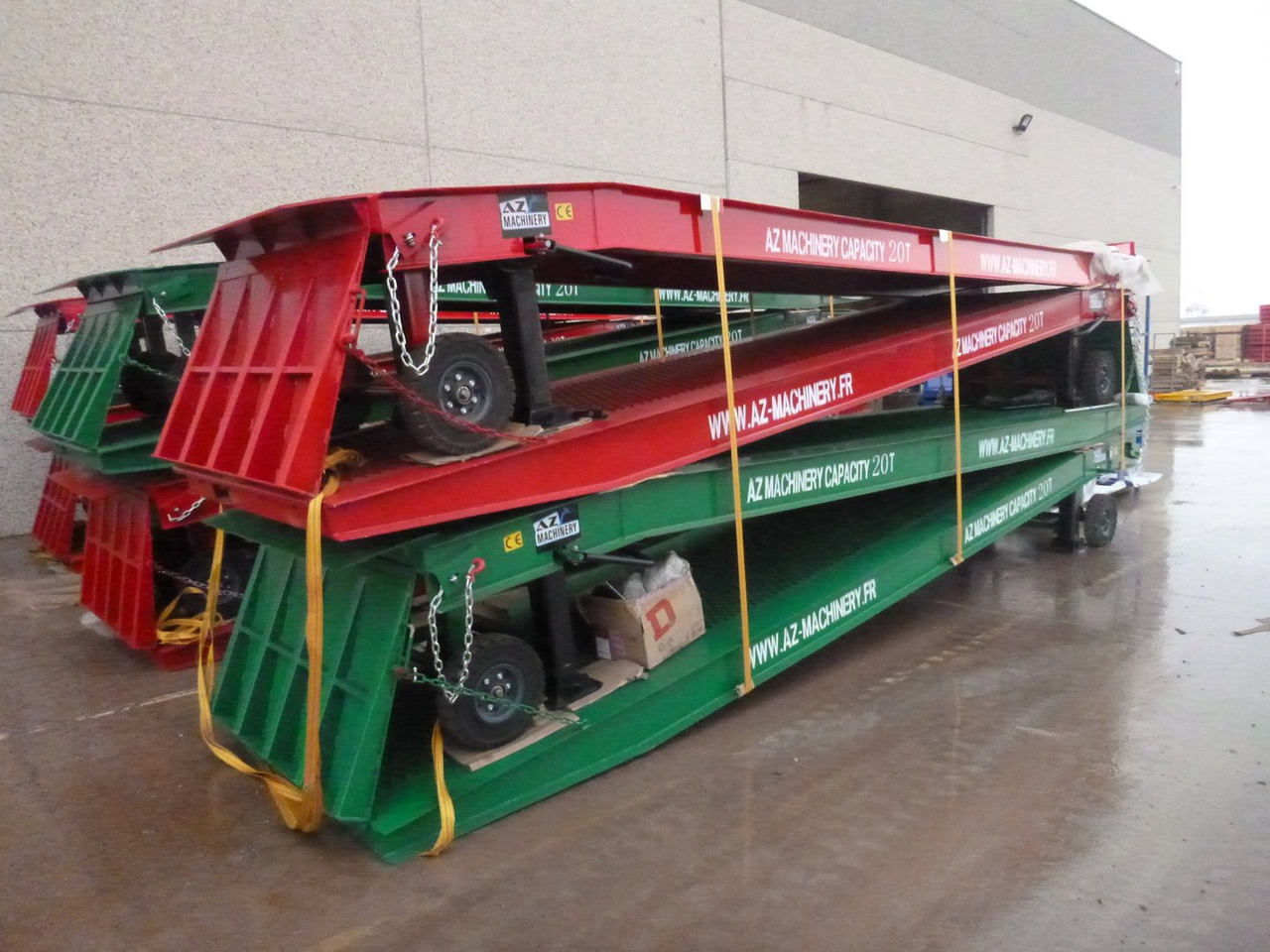 **RENTAL** Large Mobile dock ramp, uncouplable AZ RAMP - KING VERSION, BIG FOOT LLO 20 T - Verladerampe: das Bild 4 **RENTAL** Large Mobile dock ramp, uncouplable AZ RAMP - KING VERSION, BIG FOOT LLO 20 T - Verladerampe: das Bild 4