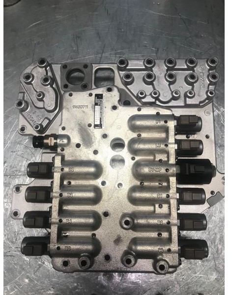 Volvo Rebuilt valve block voe11430000 PT2509 oem 22401 22671 - Steuergerät für Baumaschine: das Bild 1 Volvo Rebuilt valve block voe11430000 PT2509 oem 22401 22671 - Steuergerät für Baumaschine: das Bild 1