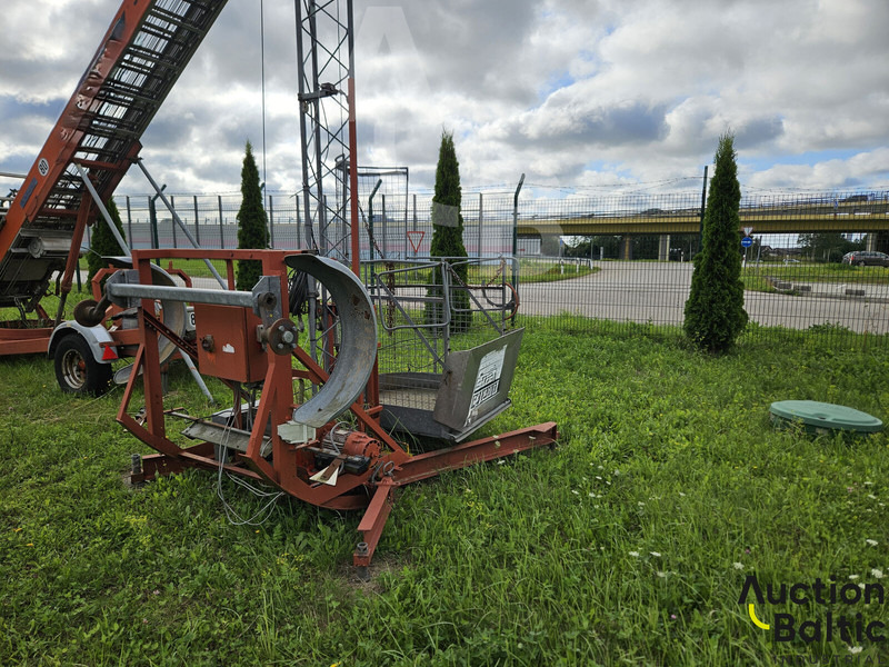 Azo LS 200 CE - Arbeitsbühne: das Bild 4 Azo LS 200 CE - Arbeitsbühne: das Bild 4