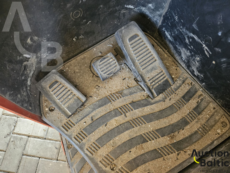 Schubmaststapler BT RRE 140B: das Bild 9