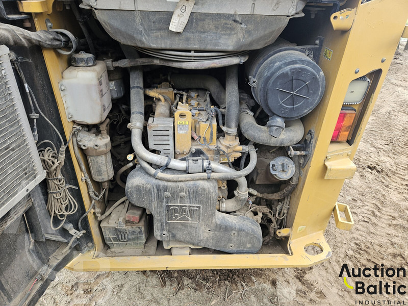 Kompaktlader Caterpillar 236 D: das Bild 19