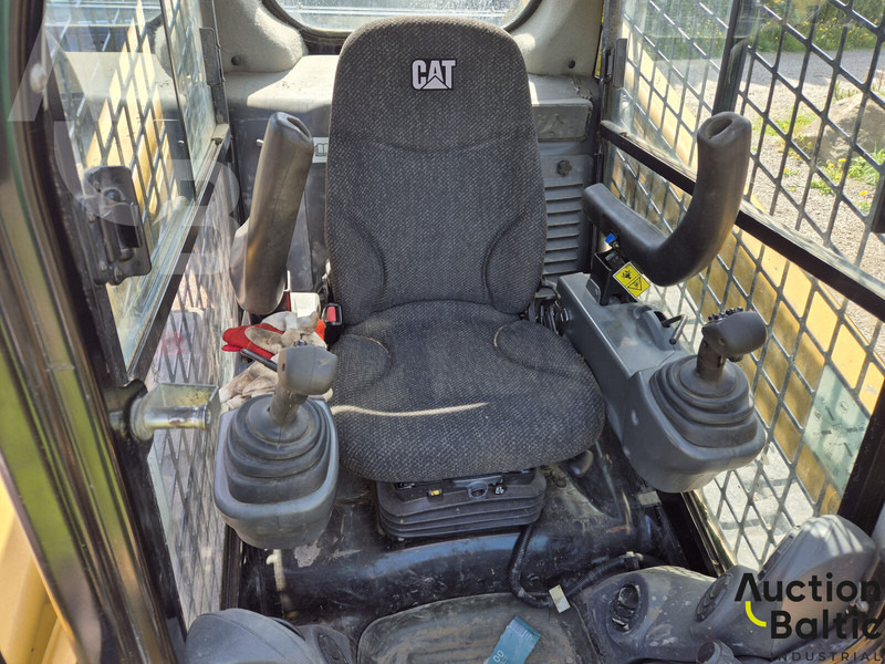 Laderaupe Caterpillar 299 D: das Bild 6