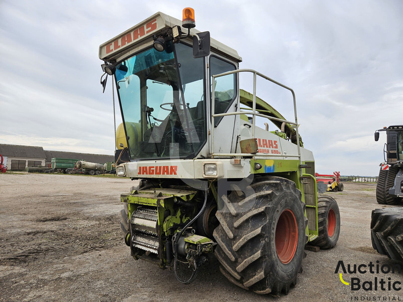 Claas Jaguar 690 SL - Feldhäcksler: das Bild 1 Claas Jaguar 690 SL - Feldhäcksler: das Bild 1