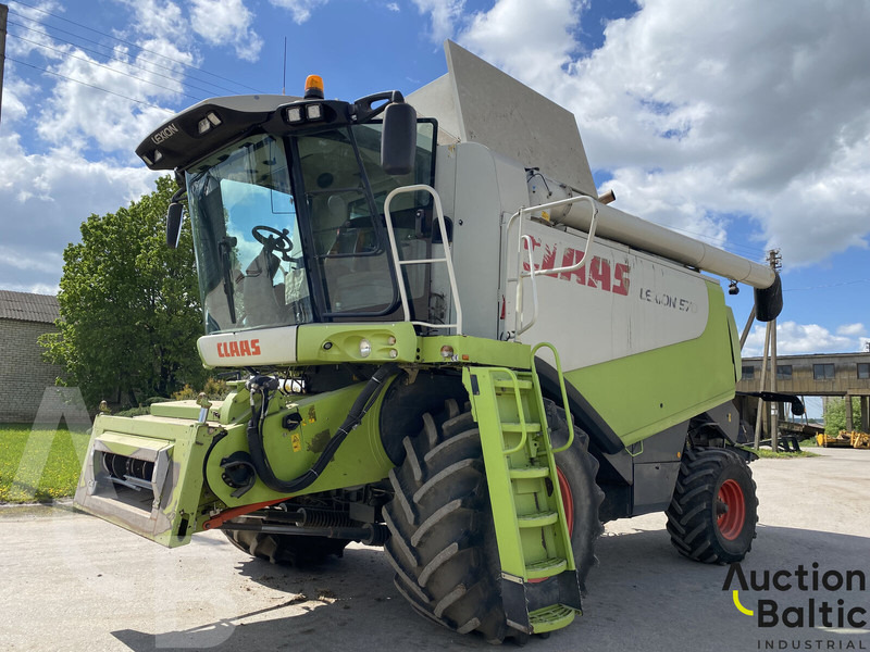 Claas Lexion 570 - Mähdrescher: das Bild 2 Claas Lexion 570 - Mähdrescher: das Bild 2