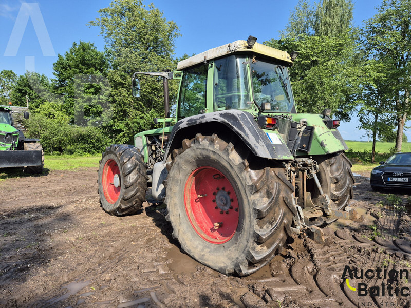 Fendt Favorit 824 - Traktor: das Bild 4 Fendt Favorit 824 - Traktor: das Bild 4
