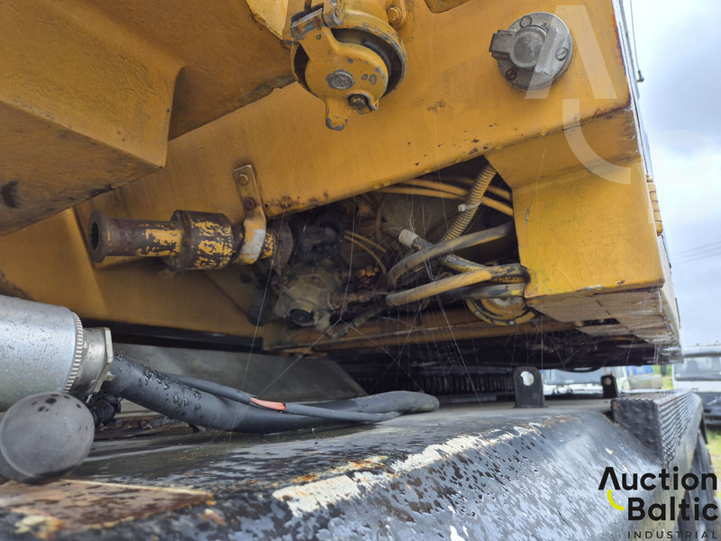 All-Terrain Kran Gottwald AMK 46: das Bild 15