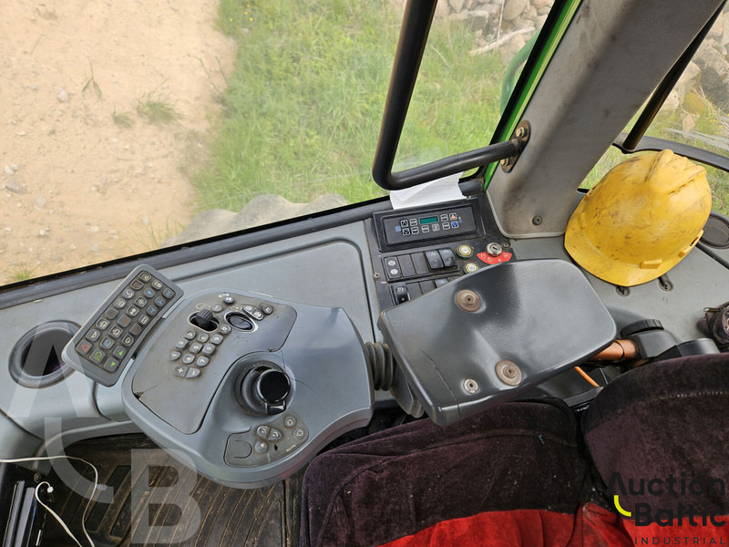 Rückewagen John Deere 1010 E: das Bild 9