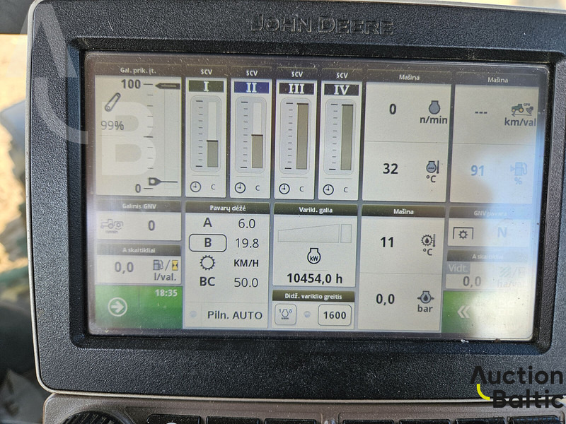 John Deere 6215 R - Traktor: das Bild 5 John Deere 6215 R - Traktor: das Bild 5