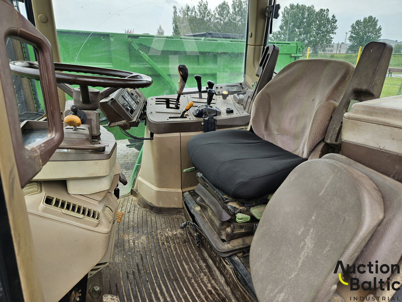 John Deere 6810 - Traktor: das Bild 5 John Deere 6810 - Traktor: das Bild 5