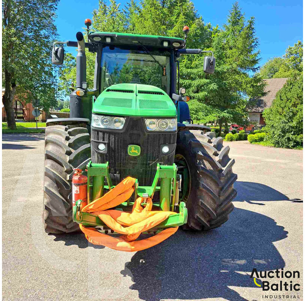 John Deere 8370 R - Traktor: das Bild 2 John Deere 8370 R - Traktor: das Bild 2