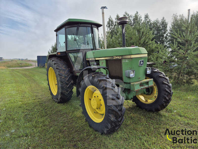 John Deere MFWD - Traktor: das Bild 2 John Deere MFWD - Traktor: das Bild 2