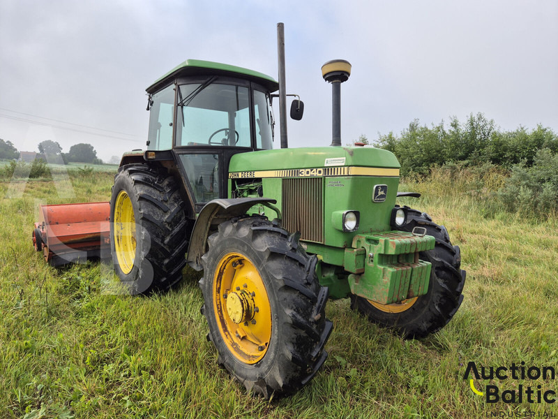 John Deere MFWD - Traktor: das Bild 1 John Deere MFWD - Traktor: das Bild 1