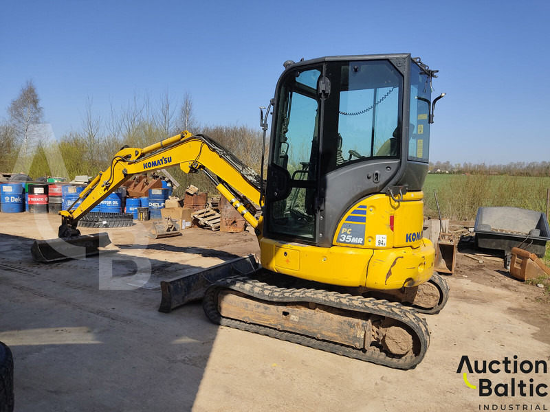 Komatsu PC35MR-5 - Minibagger: das Bild 3 Komatsu PC35MR-5 - Minibagger: das Bild 3