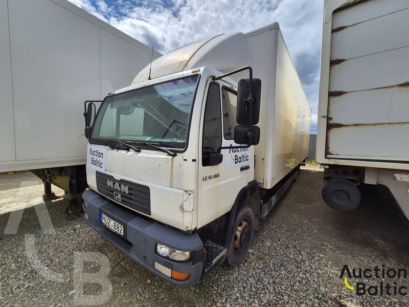 MAN LE12.180 - Koffer LKW: das Bild 1 MAN LE12.180 - Koffer LKW: das Bild 1