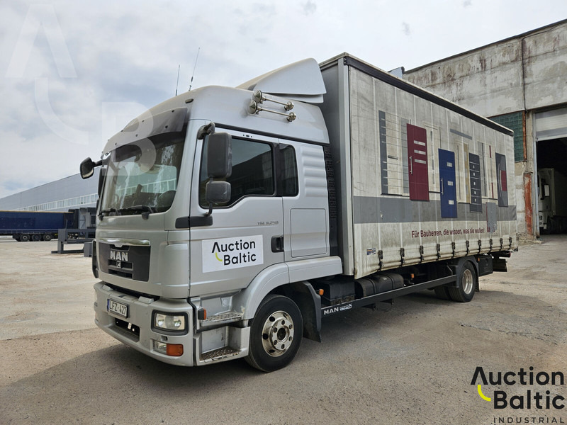 MAN TGL8.250 - Plane LKW: das Bild 2 MAN TGL8.250 - Plane LKW: das Bild 2